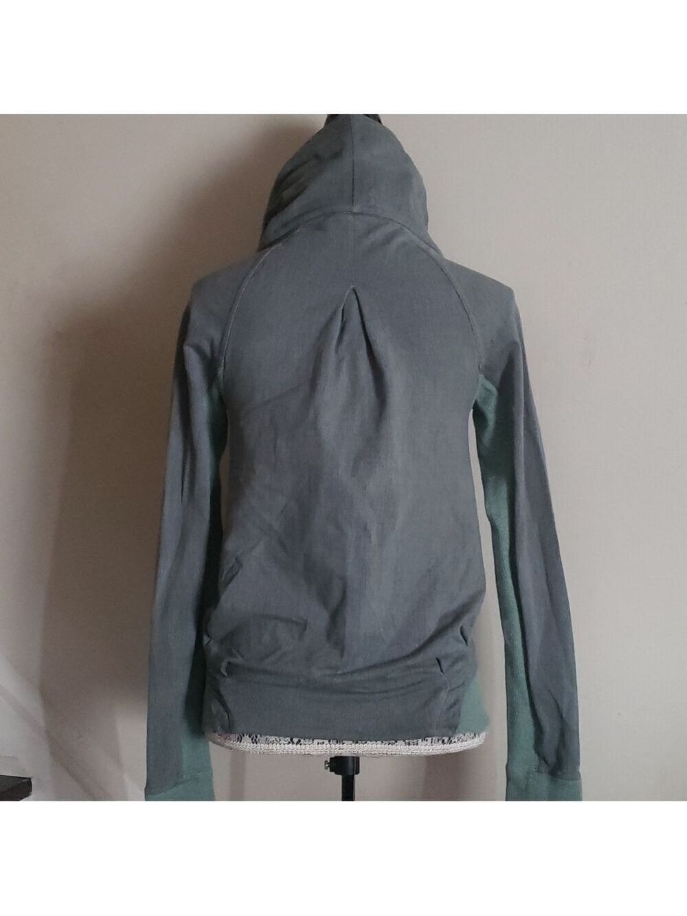 Lululemon To Class Jacket - Picture 9 of 12